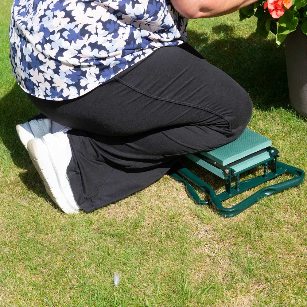 St Helens Folding Garden Kneeler Bench Image 4