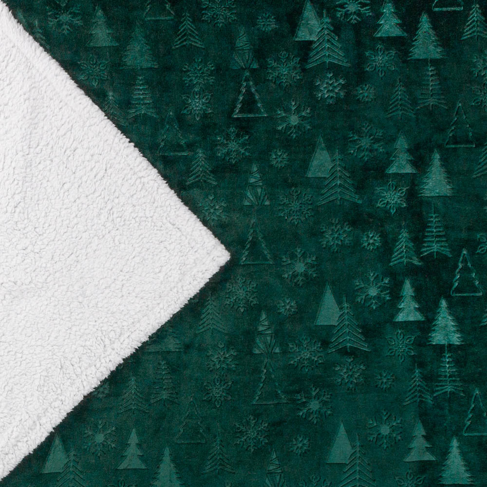 Furn Emerald Festive Time Sherpa Fleece Embossed Reversible Throw 140 x 180cm Image 6