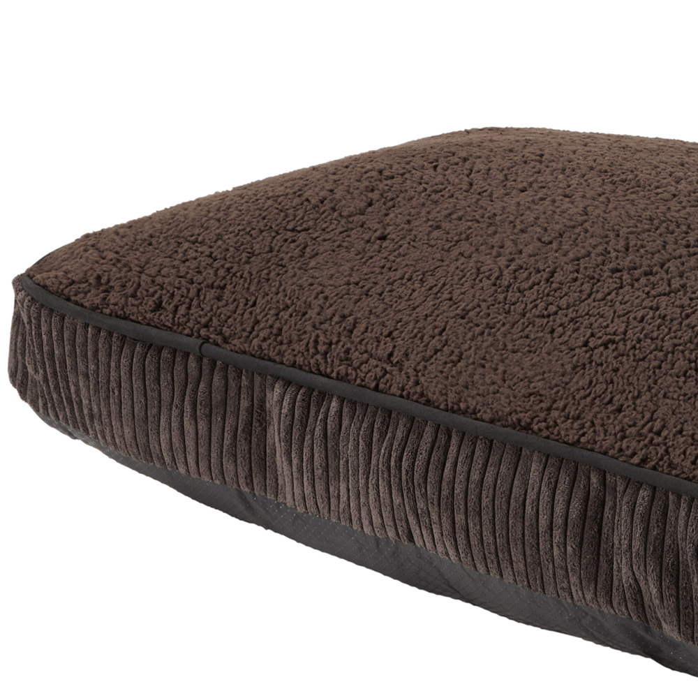 Bunty Snooze Small Brown Pet Bed Image 3