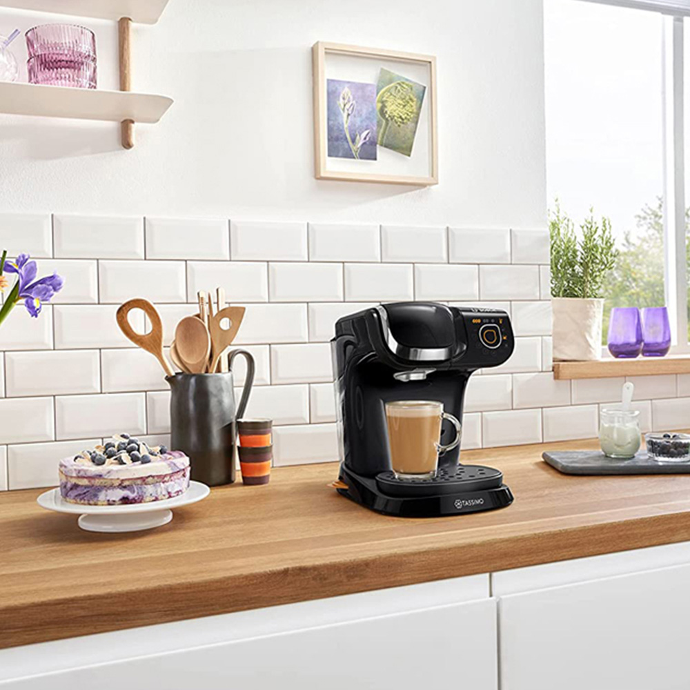 Tassimo by Bosch TAS6502GB My Way 2 Black 1,3L Coffee Machine Image 2