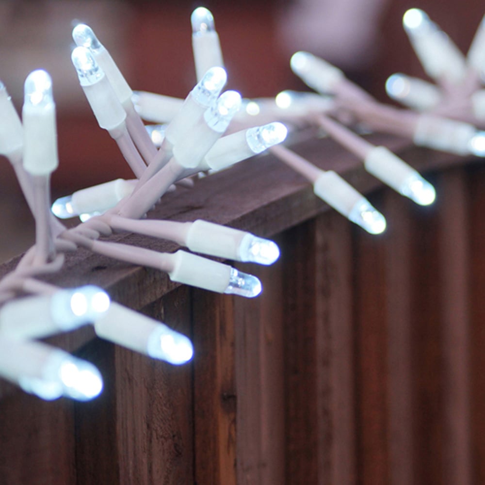 Eagle Connect 250 Cool White LED White Cluster Light 5m Image 4