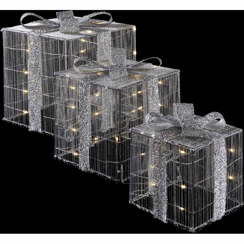 Wilko Battery Operated Silver Light Up Parcels 3 Pack Image 4