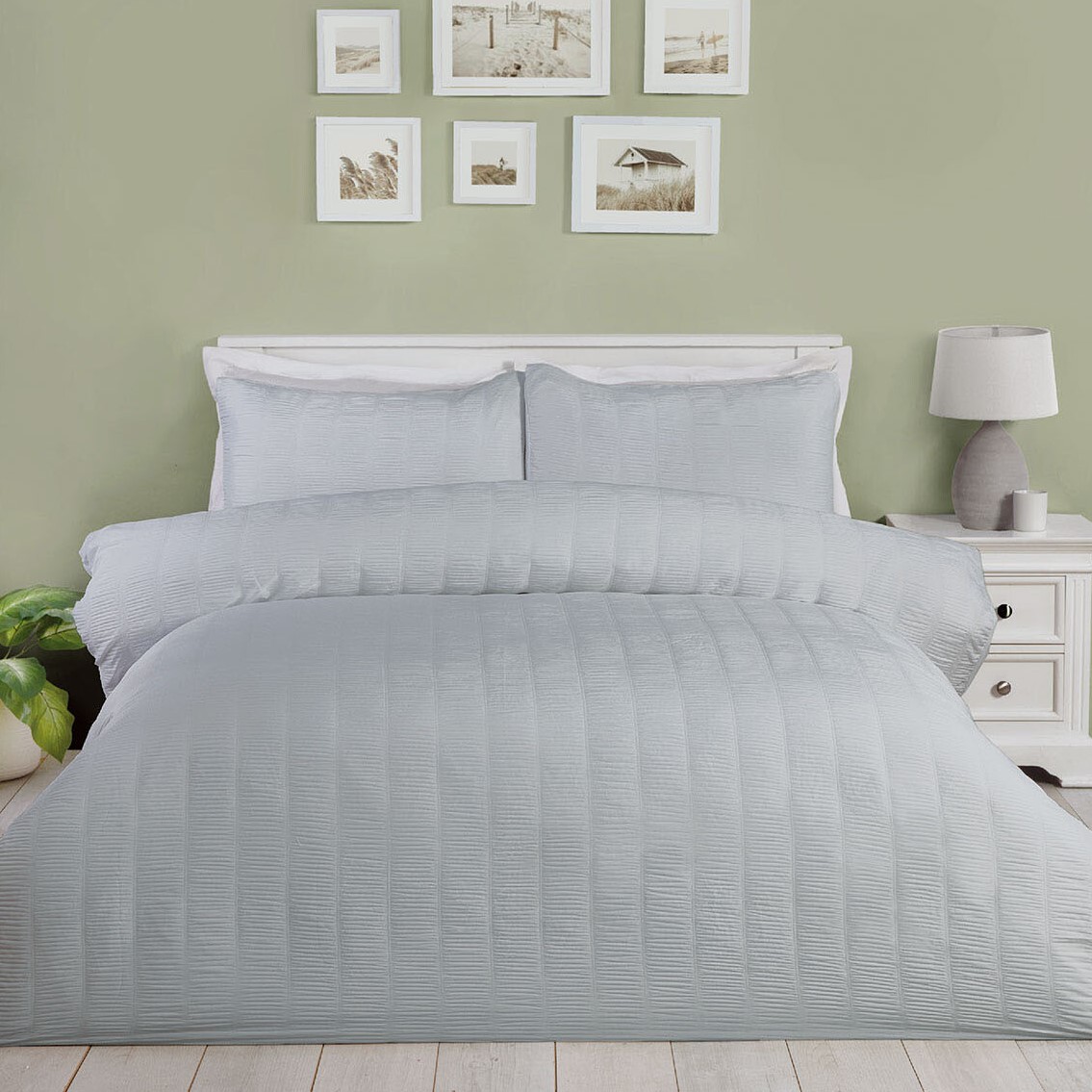 Cassie Crinkle Stripe Textured Duvet Set  Silver / Double Image 1