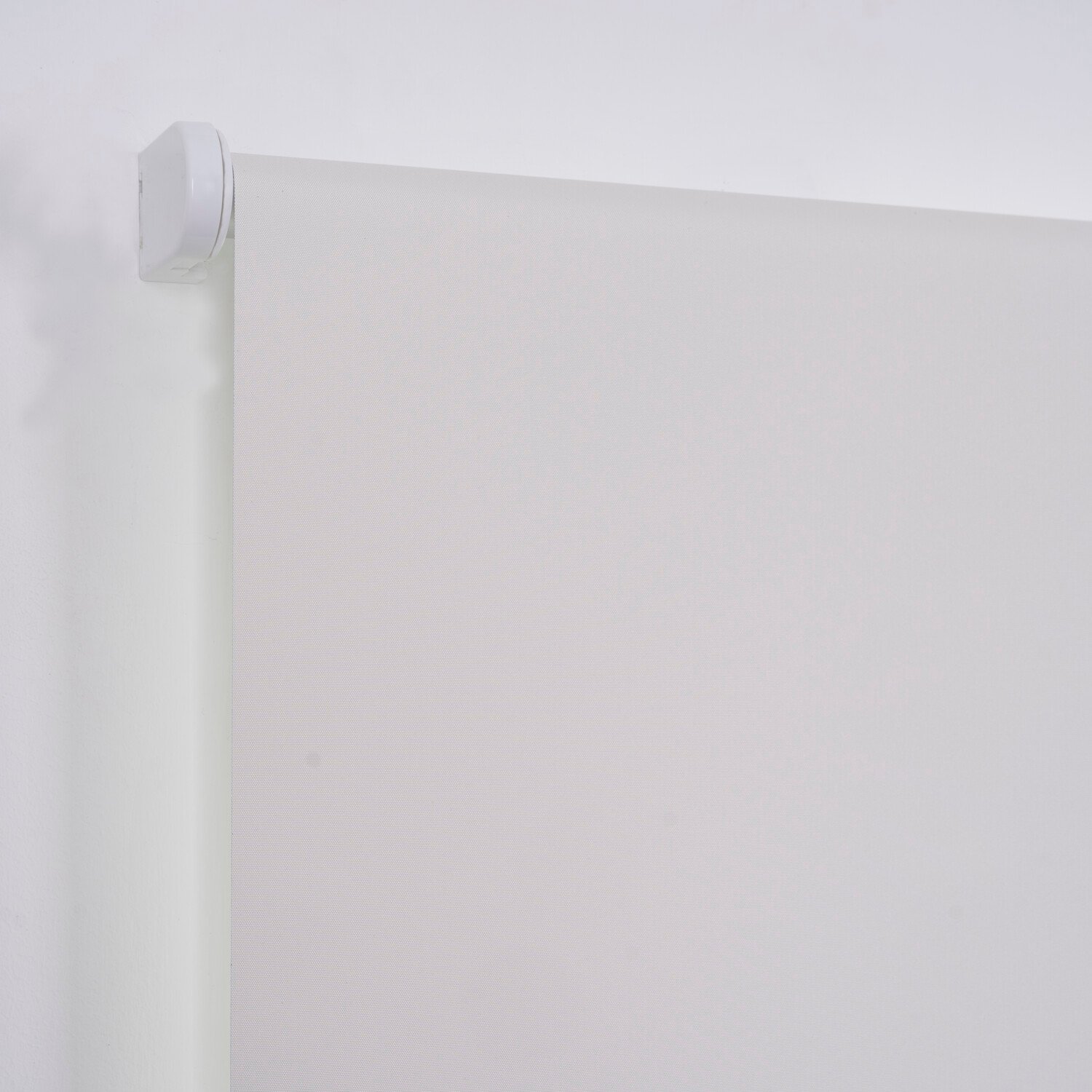 Plain Blackout BlindsPearl White90cm Image 5