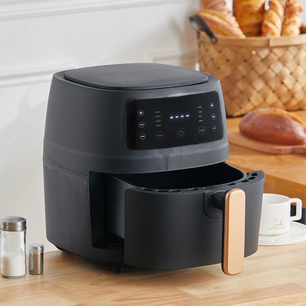 Living and Home DM0495 8L Black Touchscreen Air Fryer Image 5