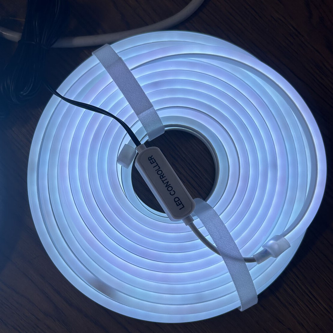 10m Flexi Tube Light - Colour Changing Image
