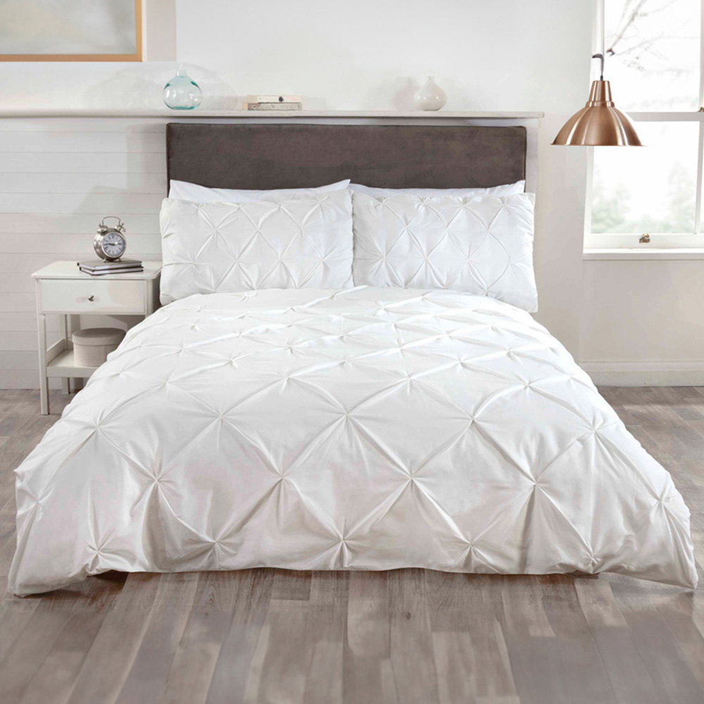 Rapport Home Balmoral Single Cream Duvet Set Image 1