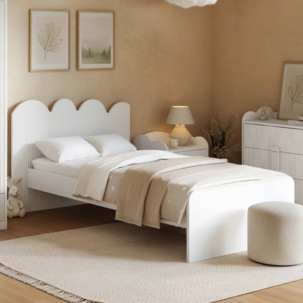 Flair Calista Single White Ribbed Bed Image 1