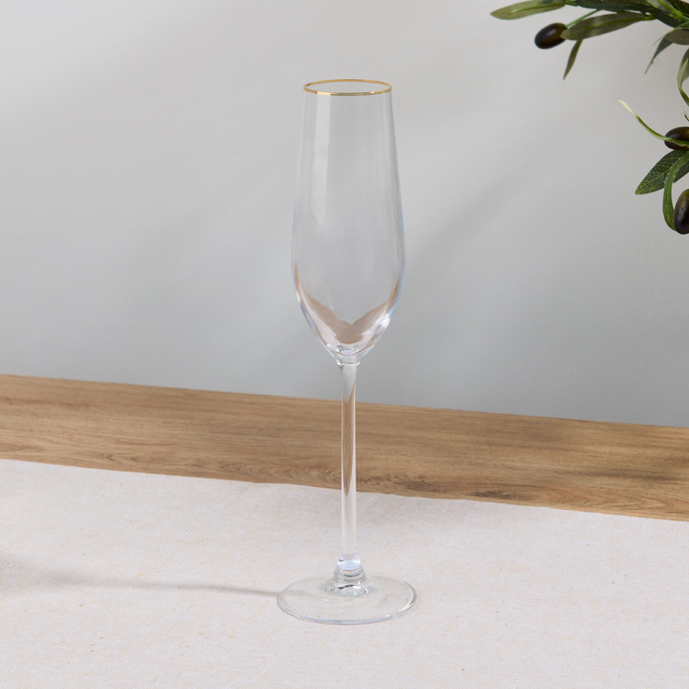 Pack of 4 Gold Rim Champagne Glasses Image 3