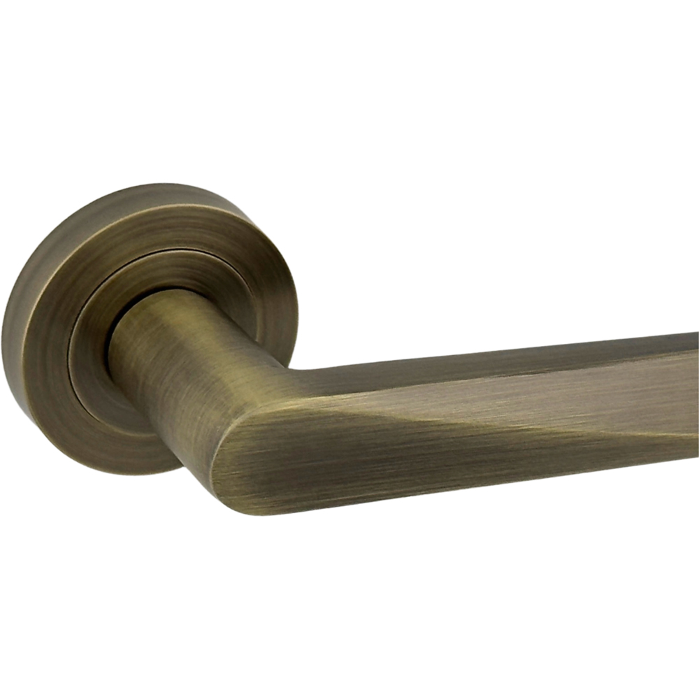 AXS Hardware Detroit Antique Brass Latch Door Handles on Rose 4 Pack Image 5