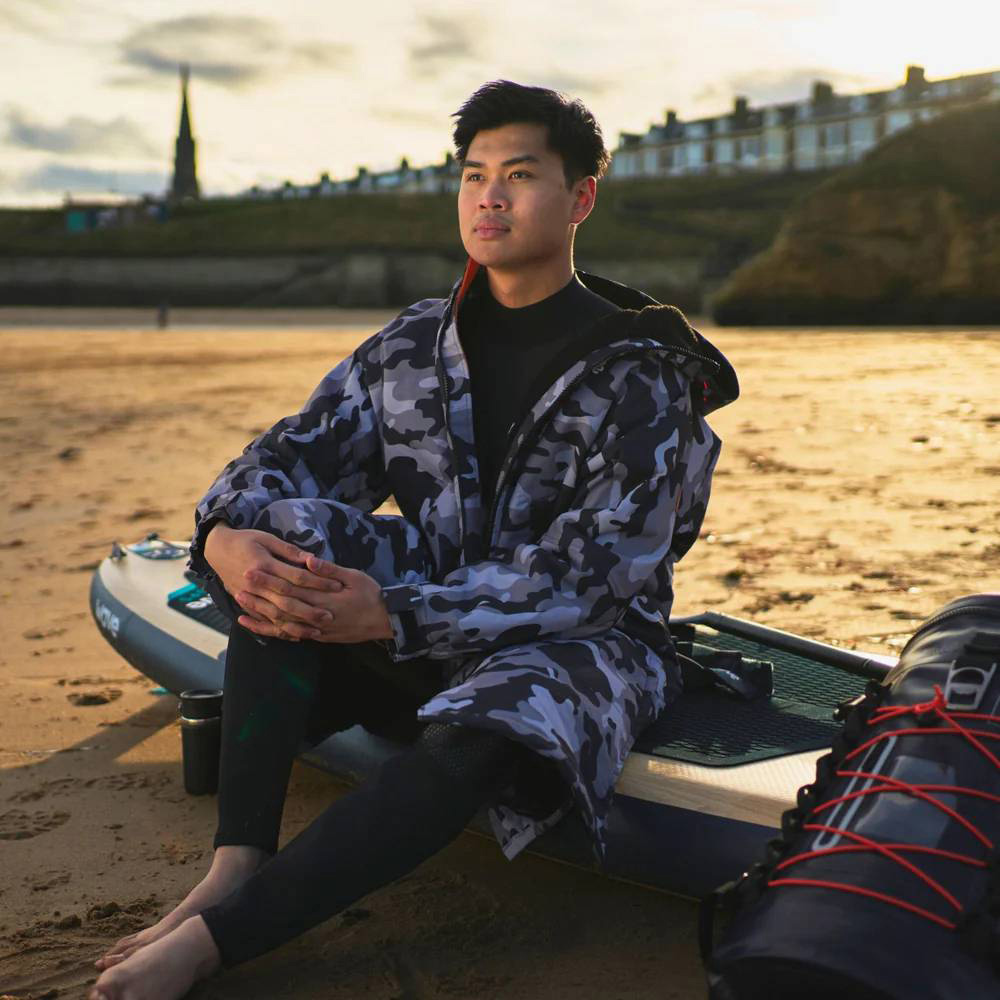 Wave Waterproof Grey Camouflage Fleece Lined Changing Robe XL Image 2