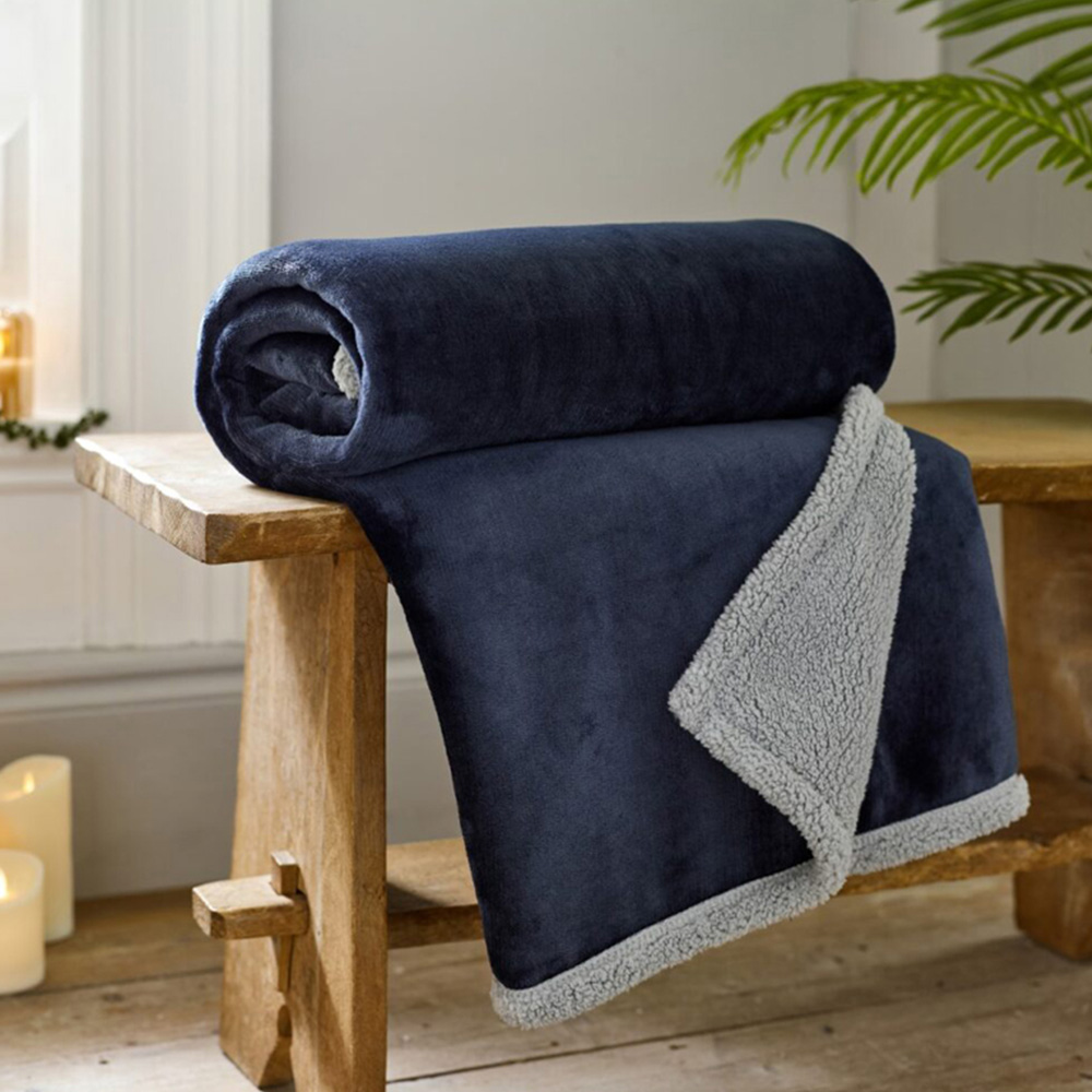 Deyongs Hazelwood Navy Throw 130 x 170cm Image 2