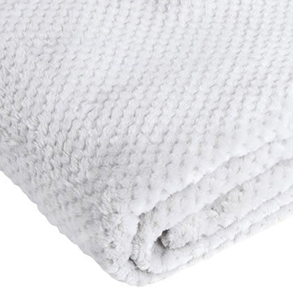 Wilko Silver Waffle Throw 200 x 240cm Wilko