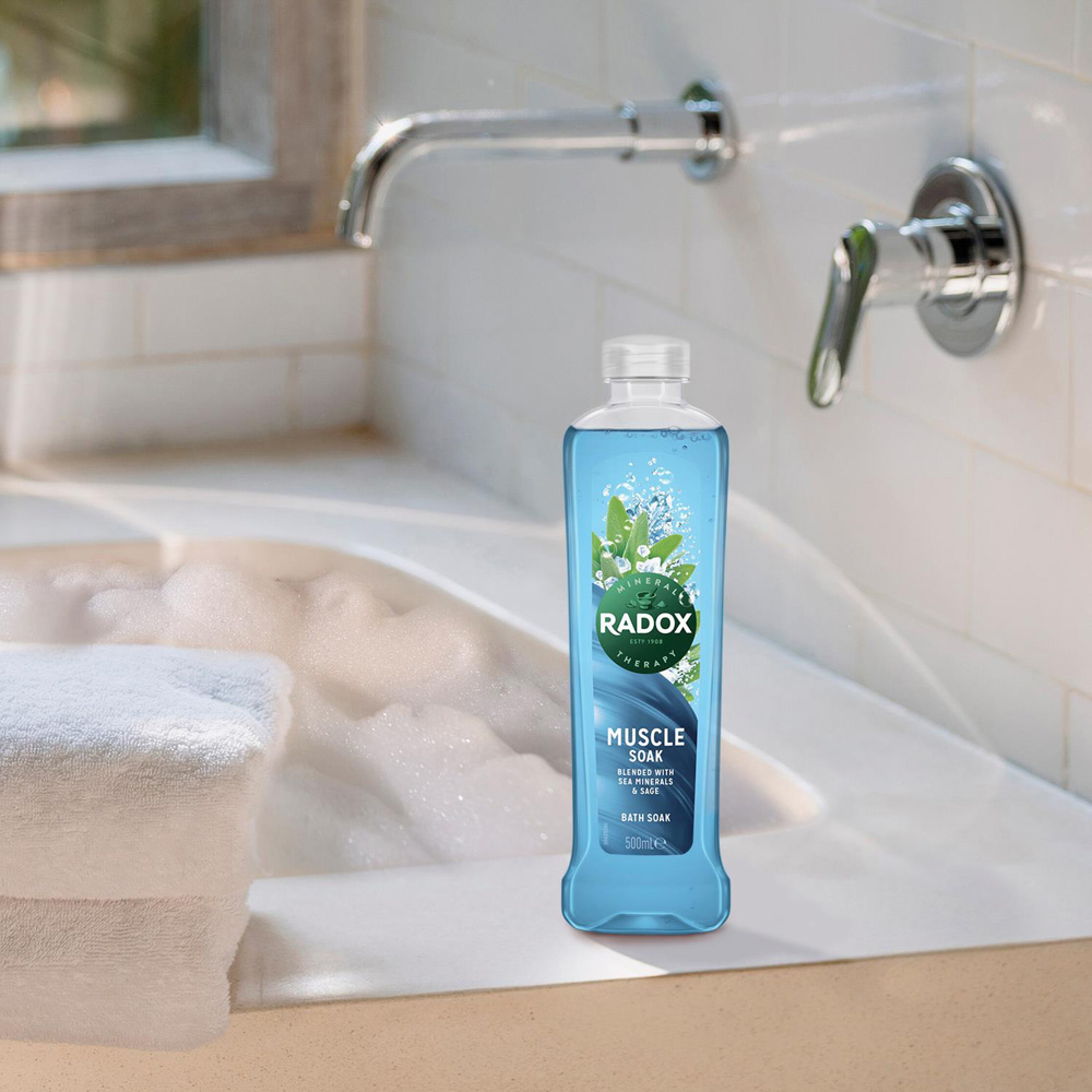 Radox 100% Nature Inspired Fragrance Muscle Bath Soak 500ml 6 Pack Image 2
