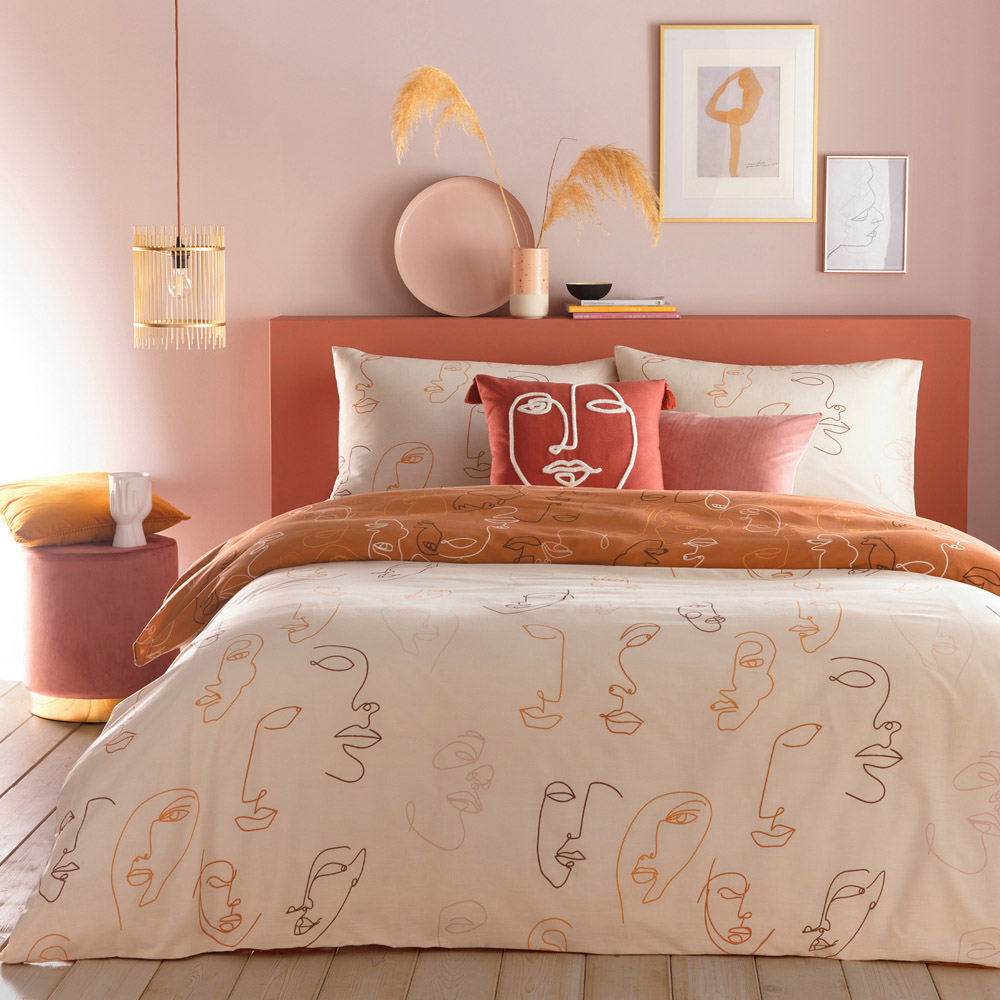 furn. Kindred Double Apricot Duvet Set Image 1