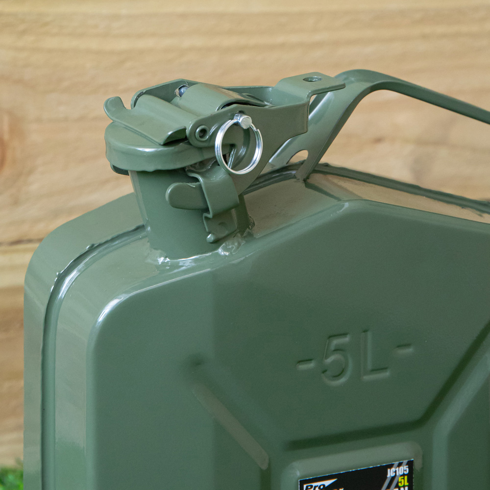 Samuel Alexander Metal Jerry Fuel Can with Leak-Proof Bayonet Closure 5L Image 5