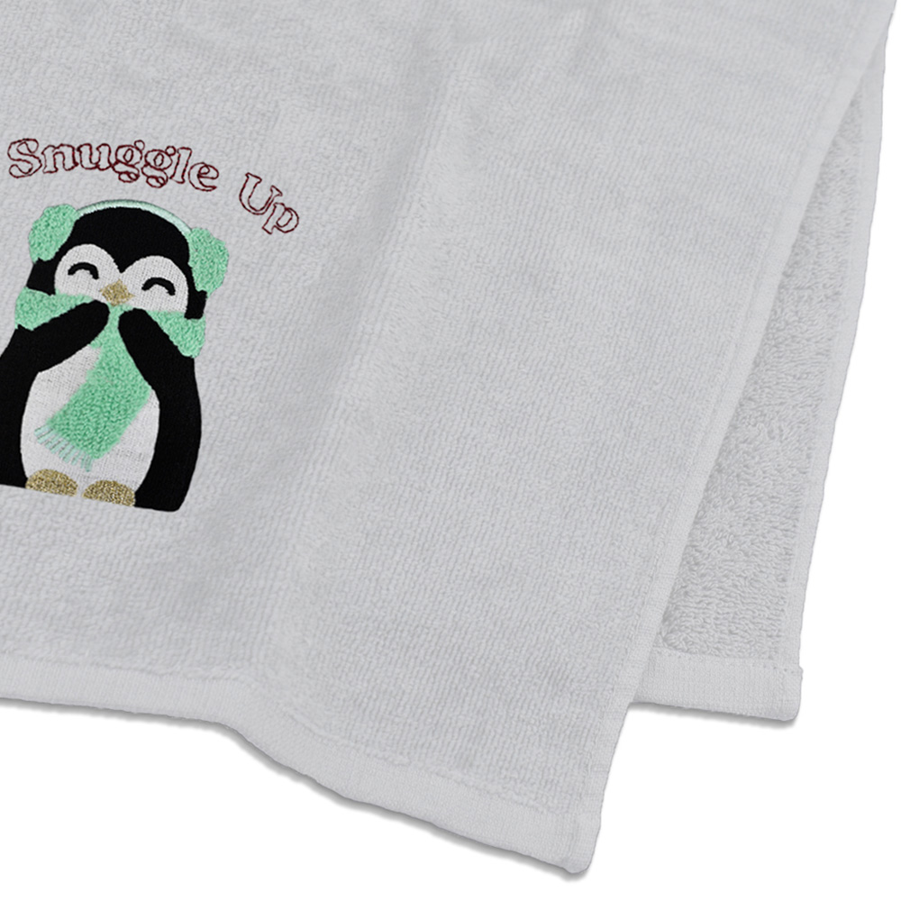 Noel Square Penguins Snuggle White Hand Towel 2 Pack Image 4