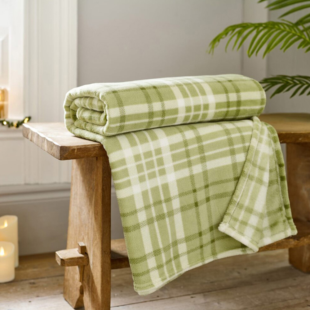 Deyongs Sage Check Pattern Snuggle Touch Throw 140 x 180cm Image 2