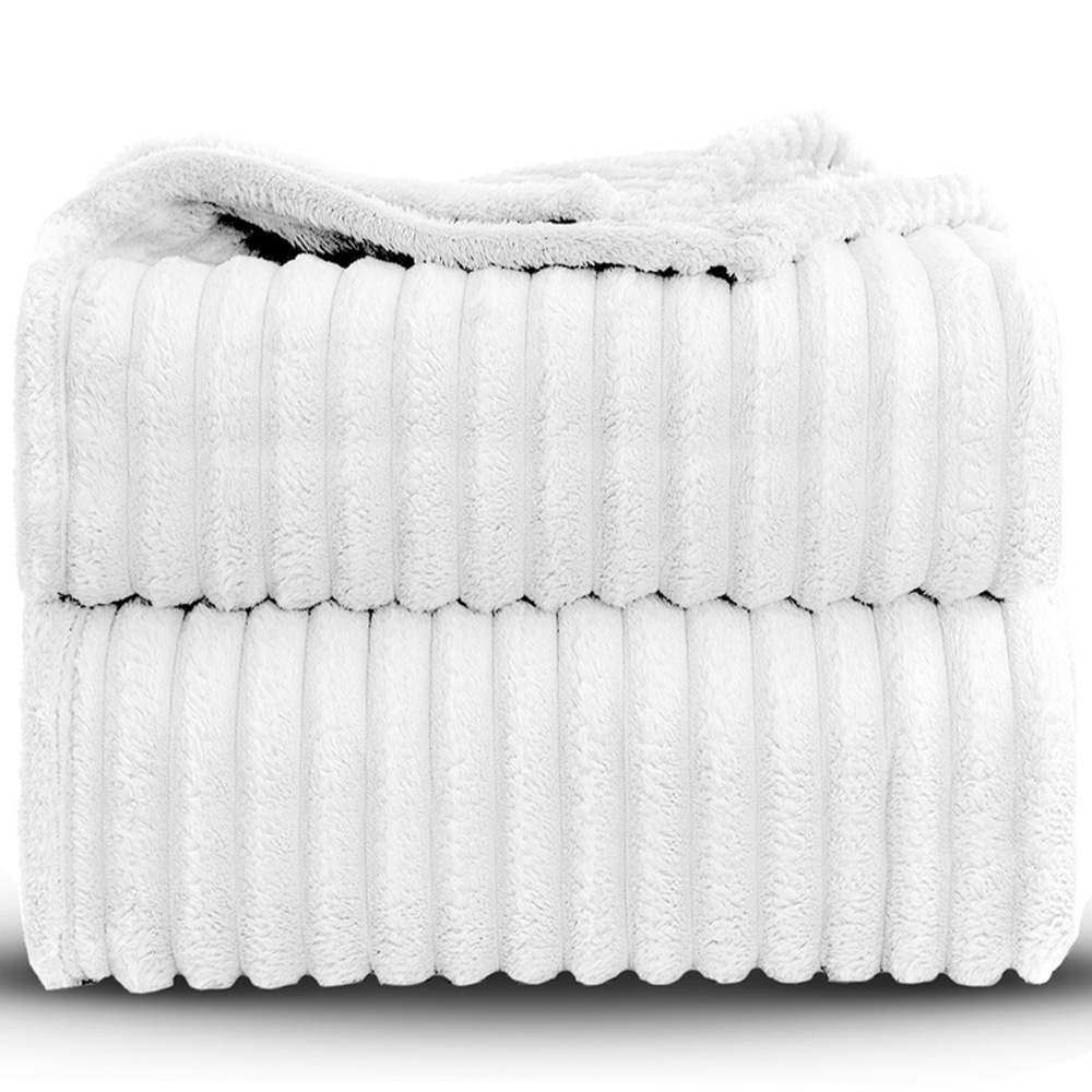 Velosso Bellissima White Plush Throw 100 x 150cm Image 3