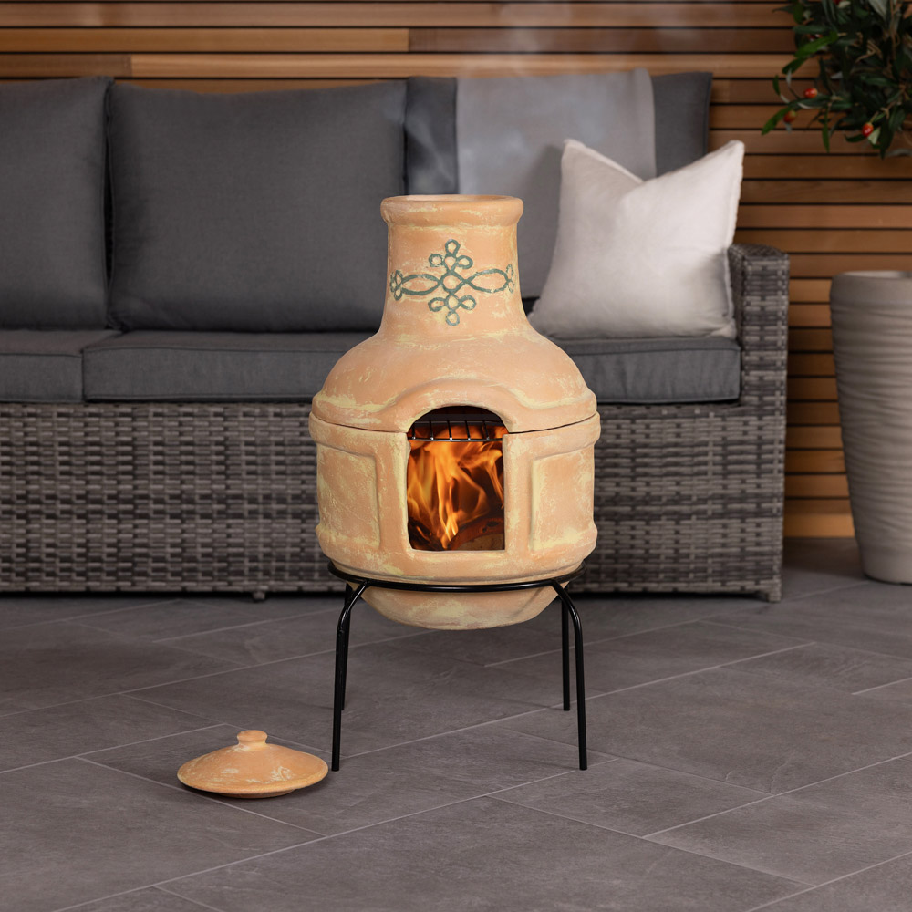 Charles Bentley Snug Rosario Chiminea with Grill Image 8