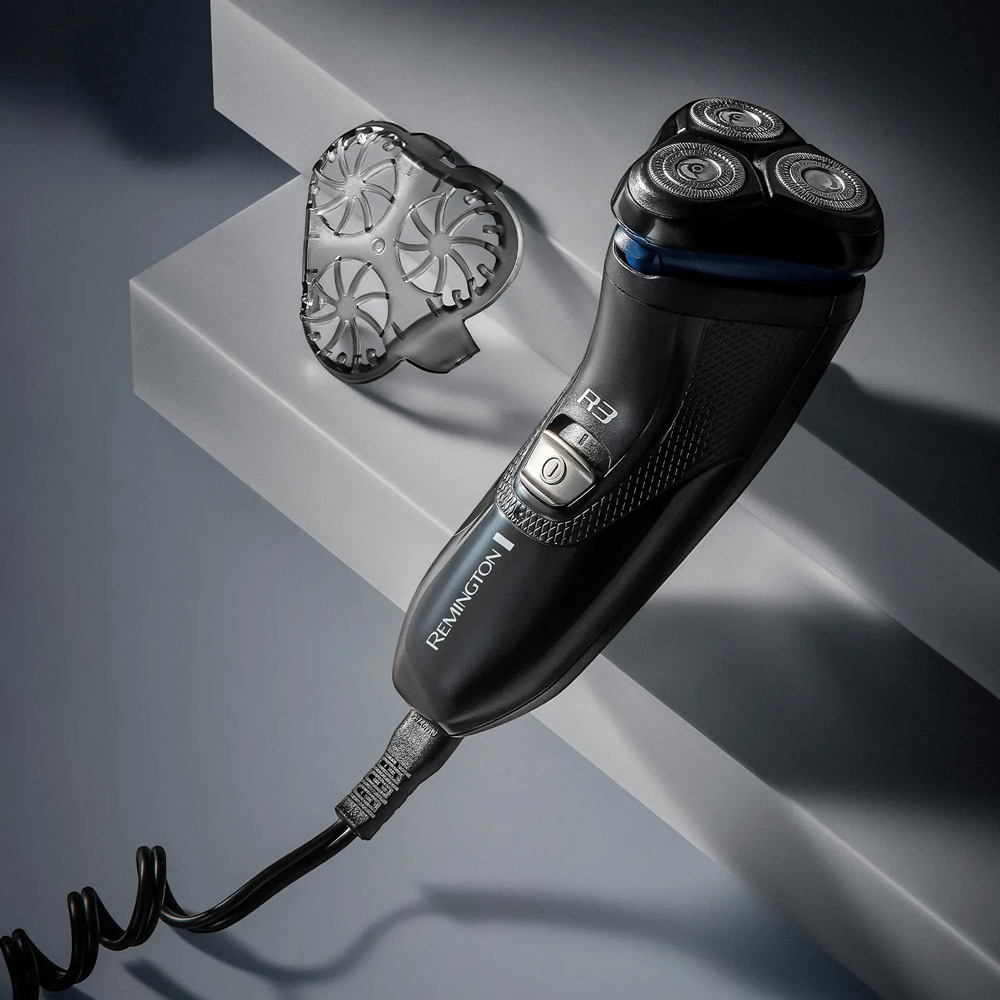 Remington R3 Style Series Cordless Rotary Shaver with Dual Track Flexing Blades Image 2