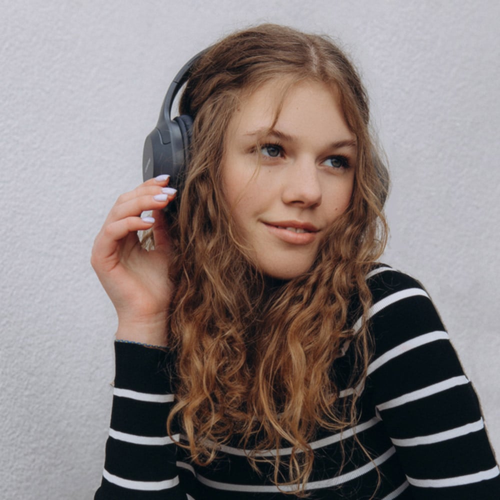 Canyon BTHS 3 Black Bluetooth Headset Image 2