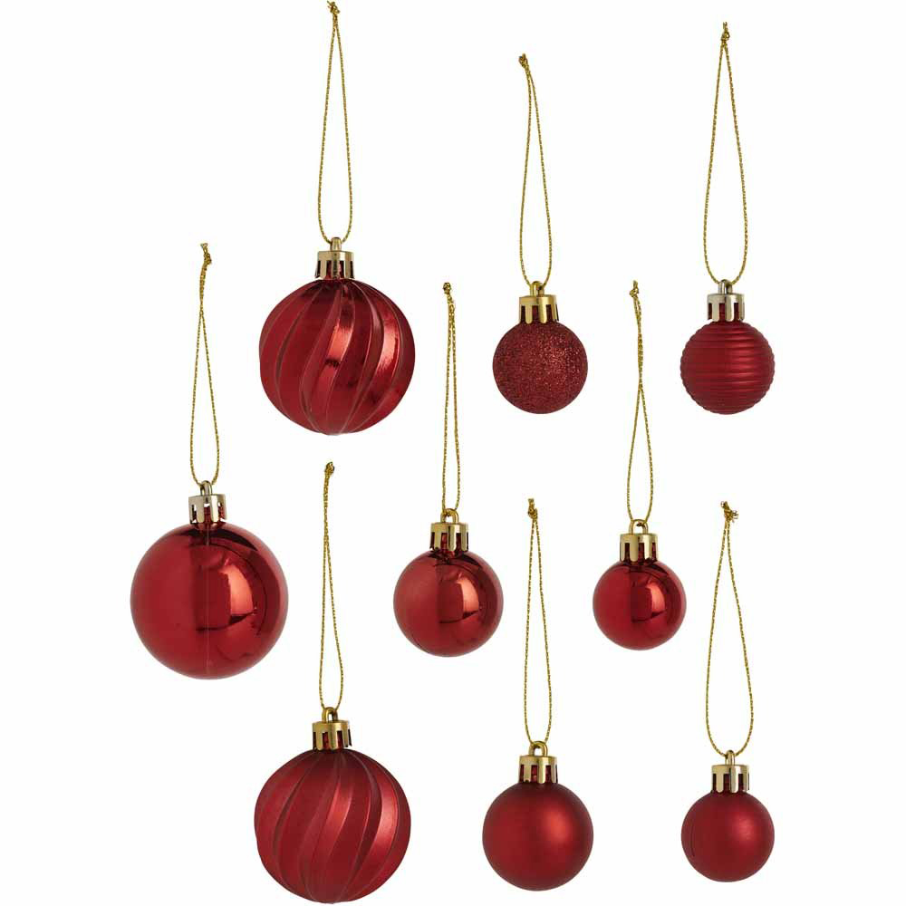 Wilko Traditional Assorted Red Mini Christmas Baubles 38 Pack Image 2