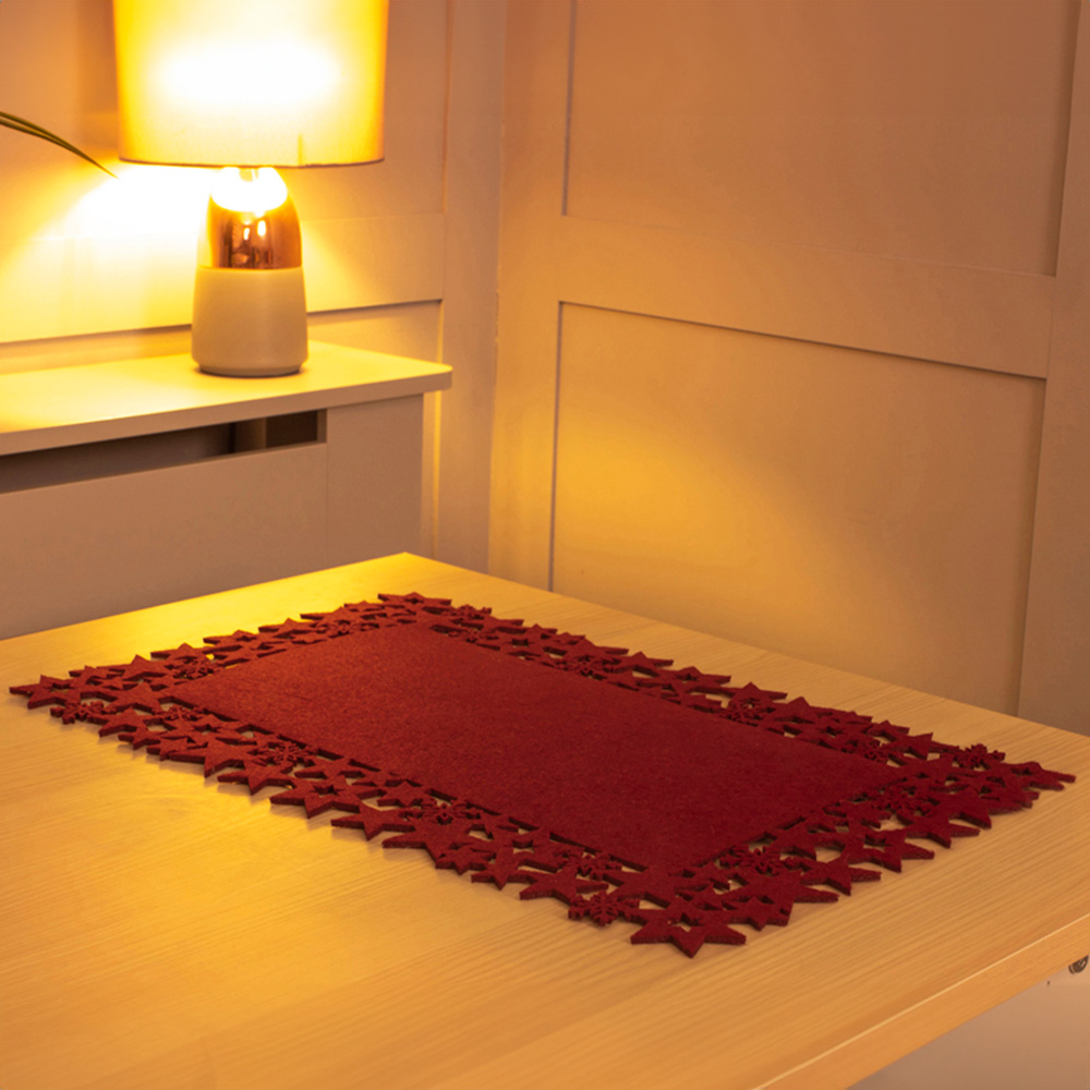 St Helens Star and Snowflake Maroon Felt Table Mats 2 Pack Image 2