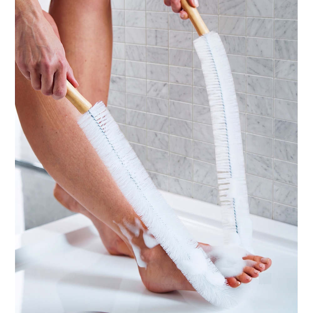 Avilo Dual Easy-Grip Extra-Long Back and Foot Cleaning Brush Image 2