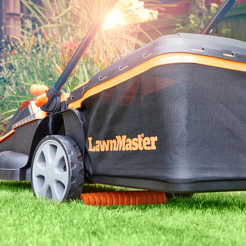 LawnMaster 48V 41cm Cordless Lawnmower Image 5