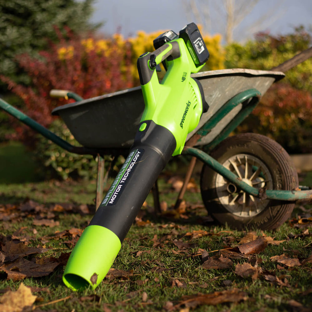 Greenworks 48V 99mph Cordless Axial Blower Kit Image 5