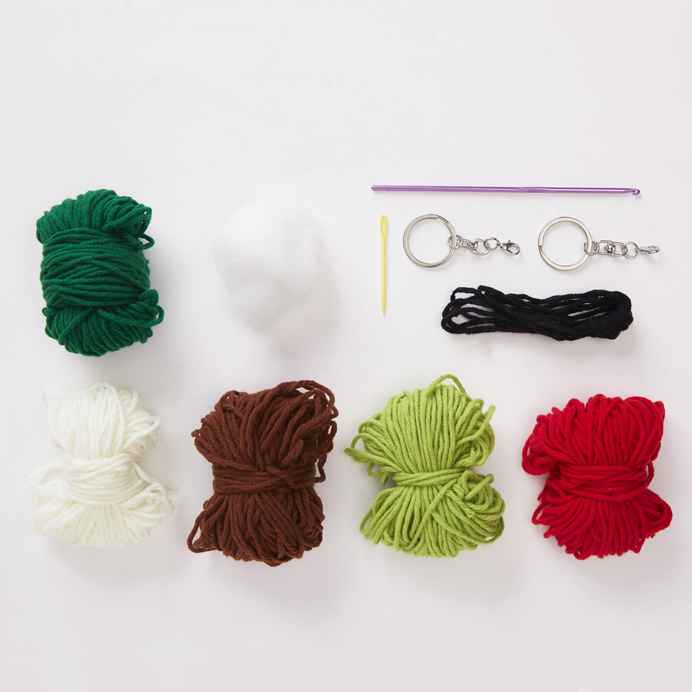 Simply Make Kiwi and Melon Key Ring Crochet Craft Kit Image 3