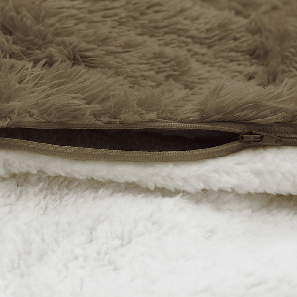 Velosso Alaska King Size Taupe Faux Fur Duvet Set Image 3