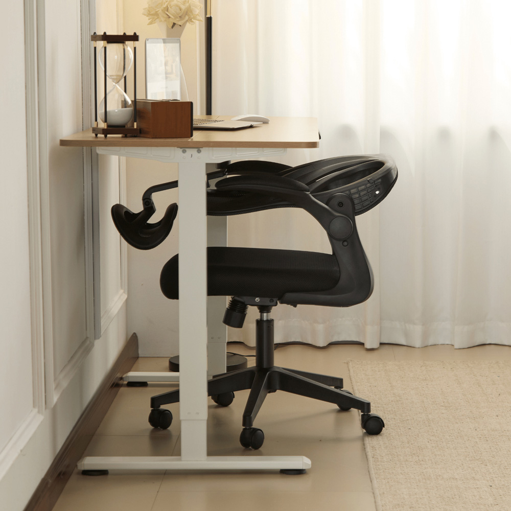 Home Source Ascend Black Mesh Foldable Office Chair with Adjustable Armrest Image 5
