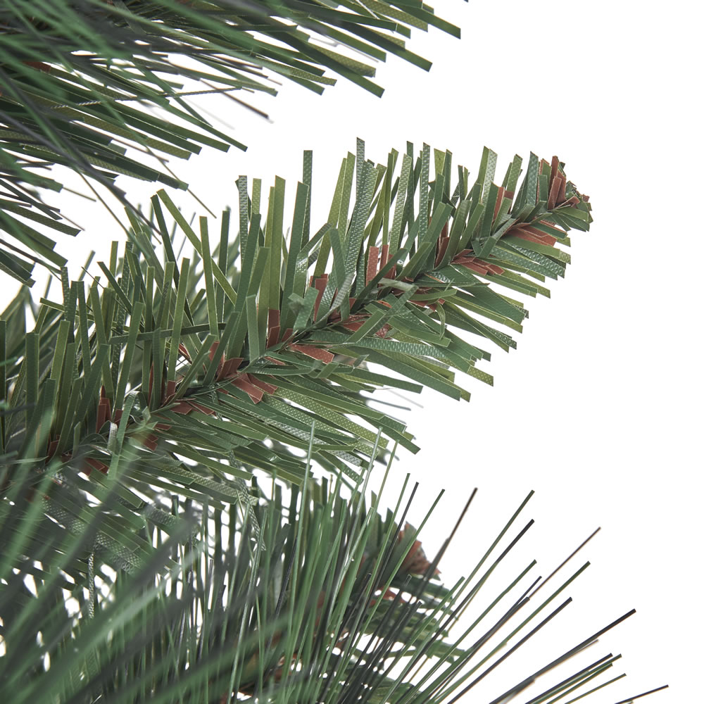 Wilko 4ft Mixed Needle Tips Alpine Artificial     Christmas Tree Image 2