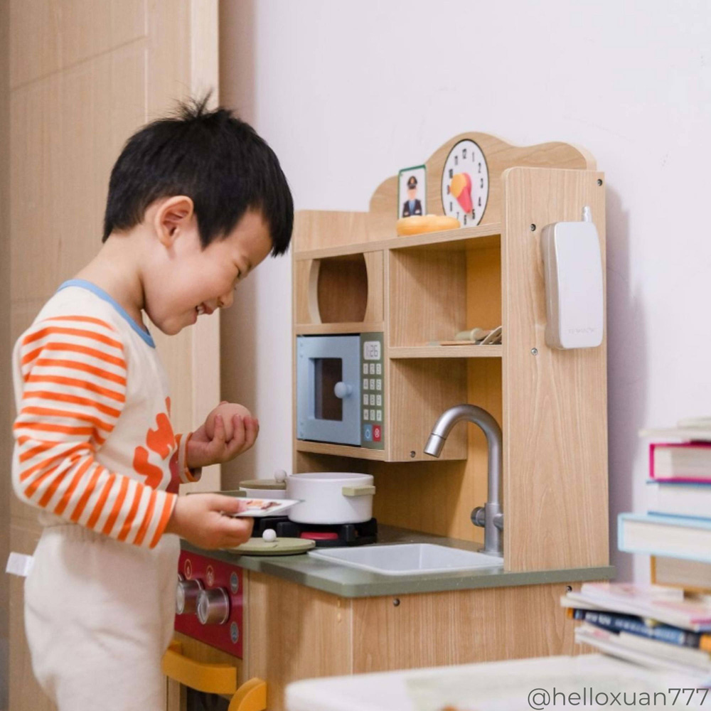 Teamson Kids Little Chef Wood Grain Florence Classic Play Kitchen Image 6