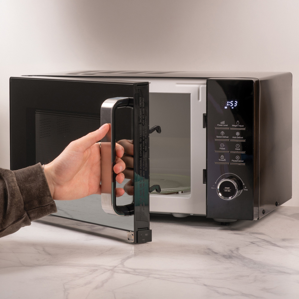 23L Solo Function Digital Microwave Black Image 4
