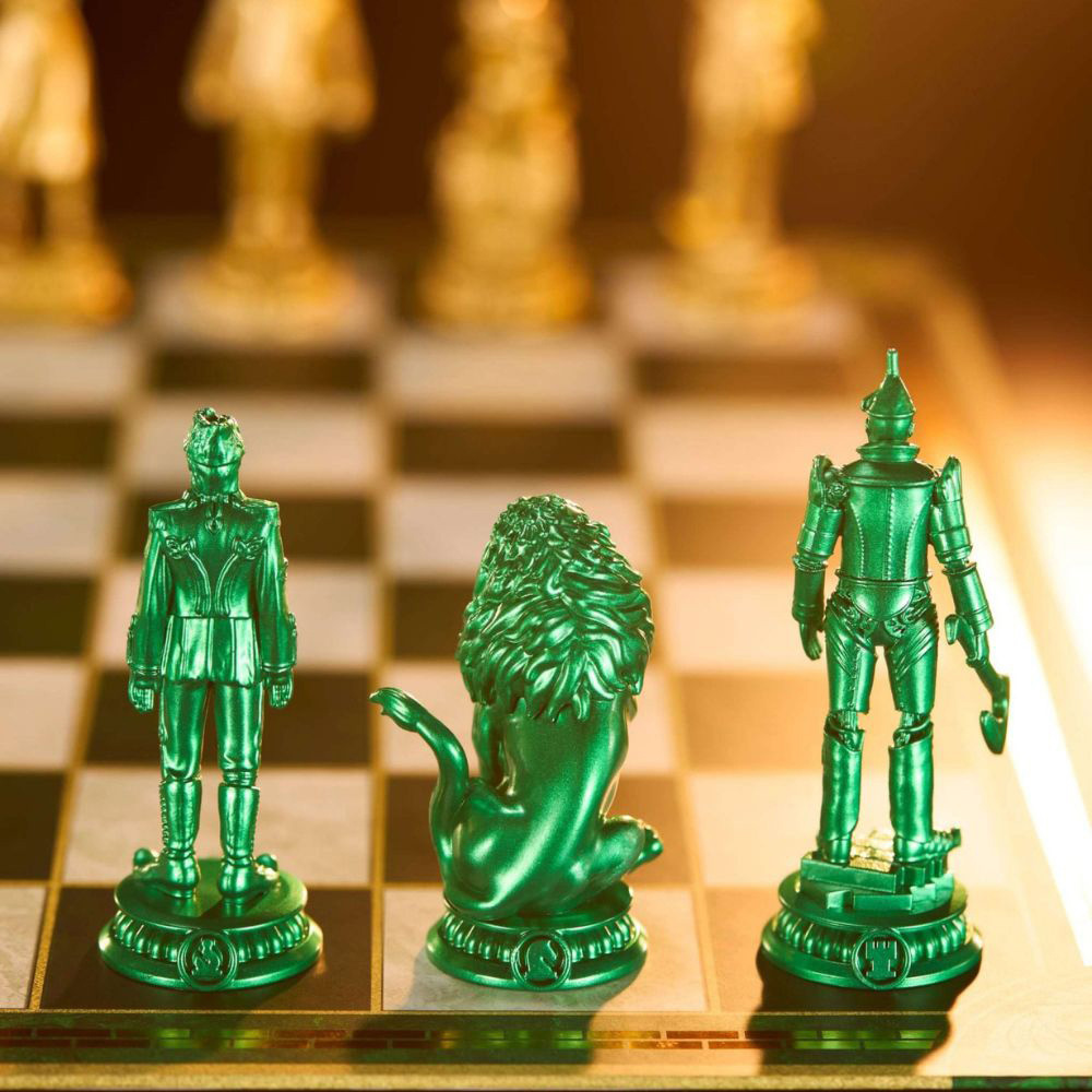 The Noble Collection Wicked Chess Set Image 8