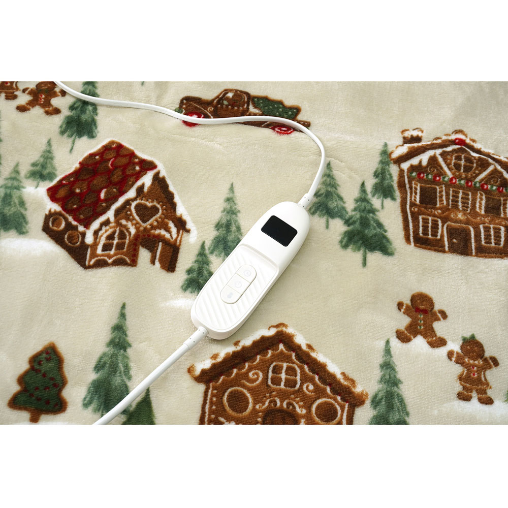 Gingerbread Lane Electric Fleece Throw Image 5