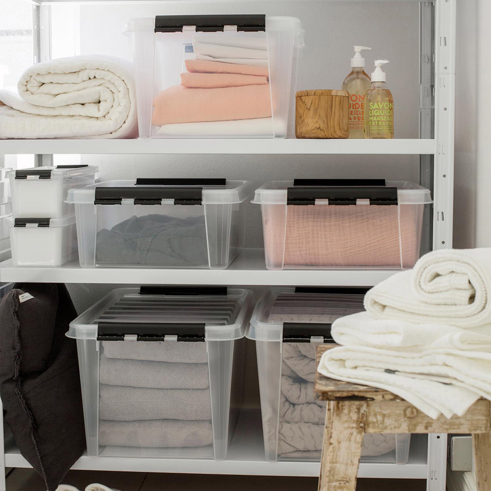 SmartStore Clear Plastic Storage Box with Clip Lock Lid 52L 5 Pack Image 2