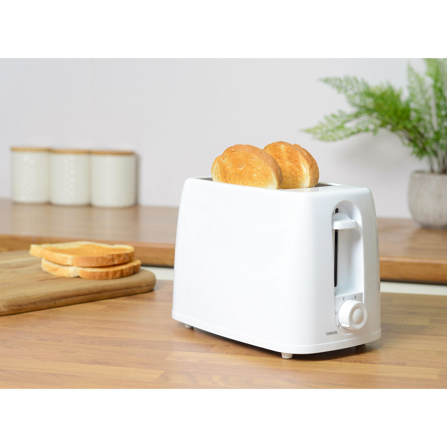 Essentials White 2 Slice Toaster Image 2