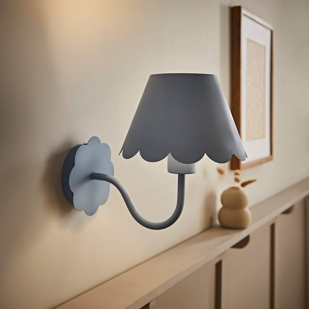 ValueLights Hallie Blue Scallop Rechargeable Wall Light Image 6