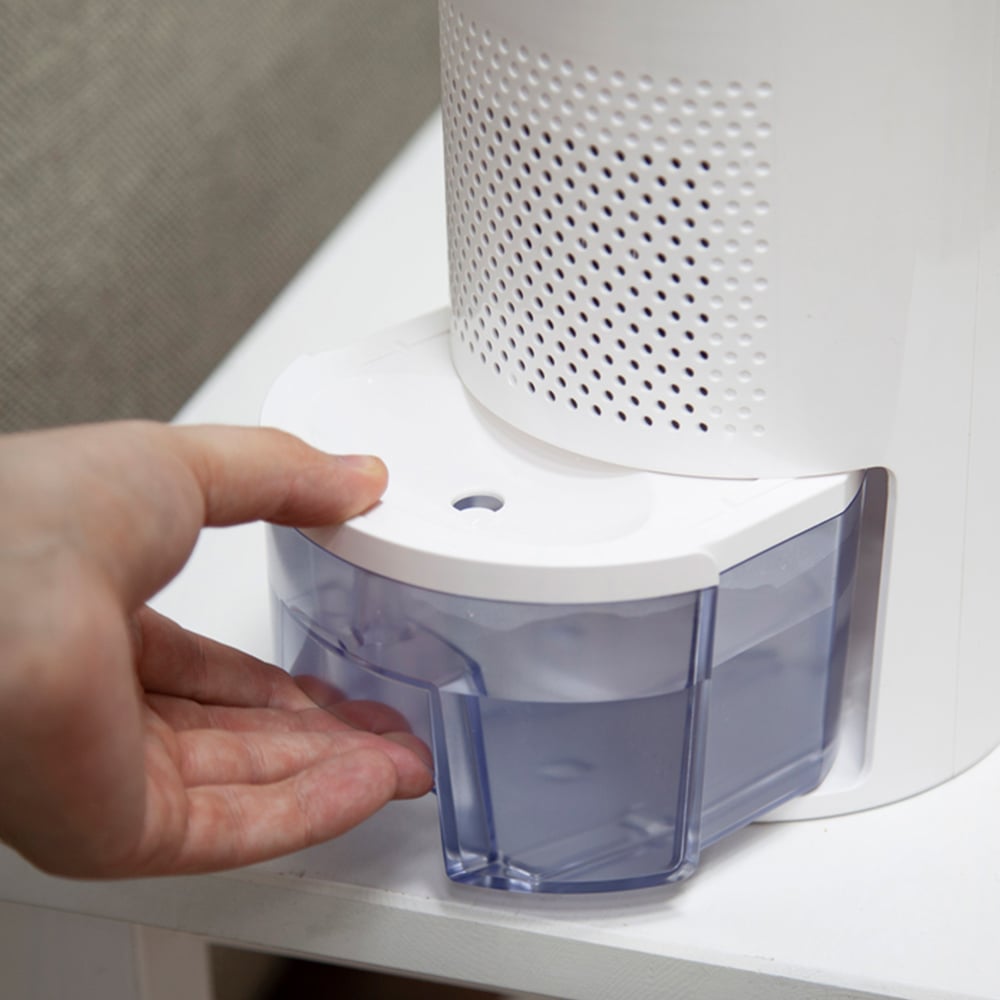 BLACK+DECKER Compact Dehumidifier Image 5