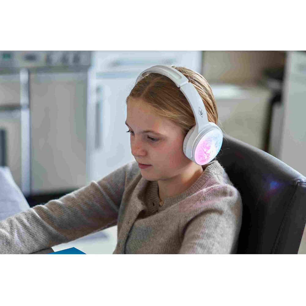 Lazerbuilt Wicked Light-Up Bluetooth Headphones  Image 2