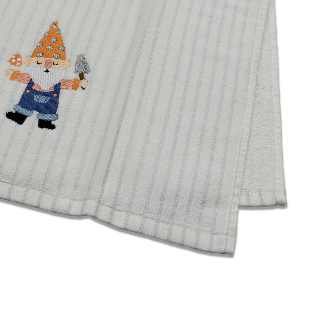 Kitchen Trends 3 Piece Garden Gnome Tea Towel Set Image 3