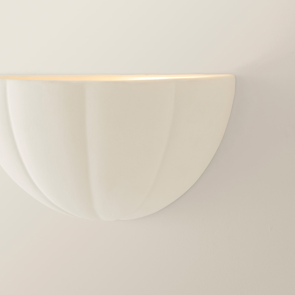 ValueLights Leonardo Paint Me Plain Ceramic Scallop LED Flush Wall Light with Bulb Image 5