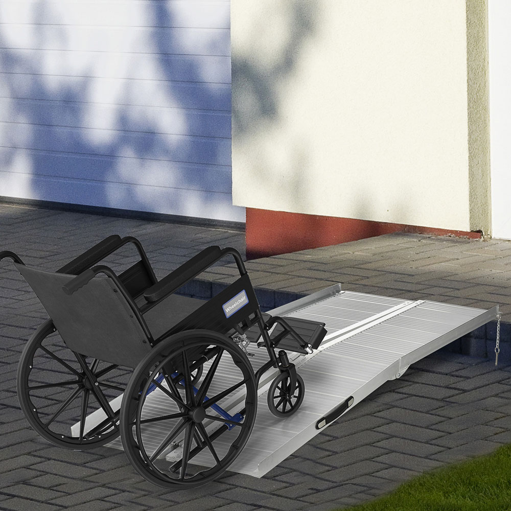 HOMCOM Folding Aluminium Wheelchair Ramp Image 2