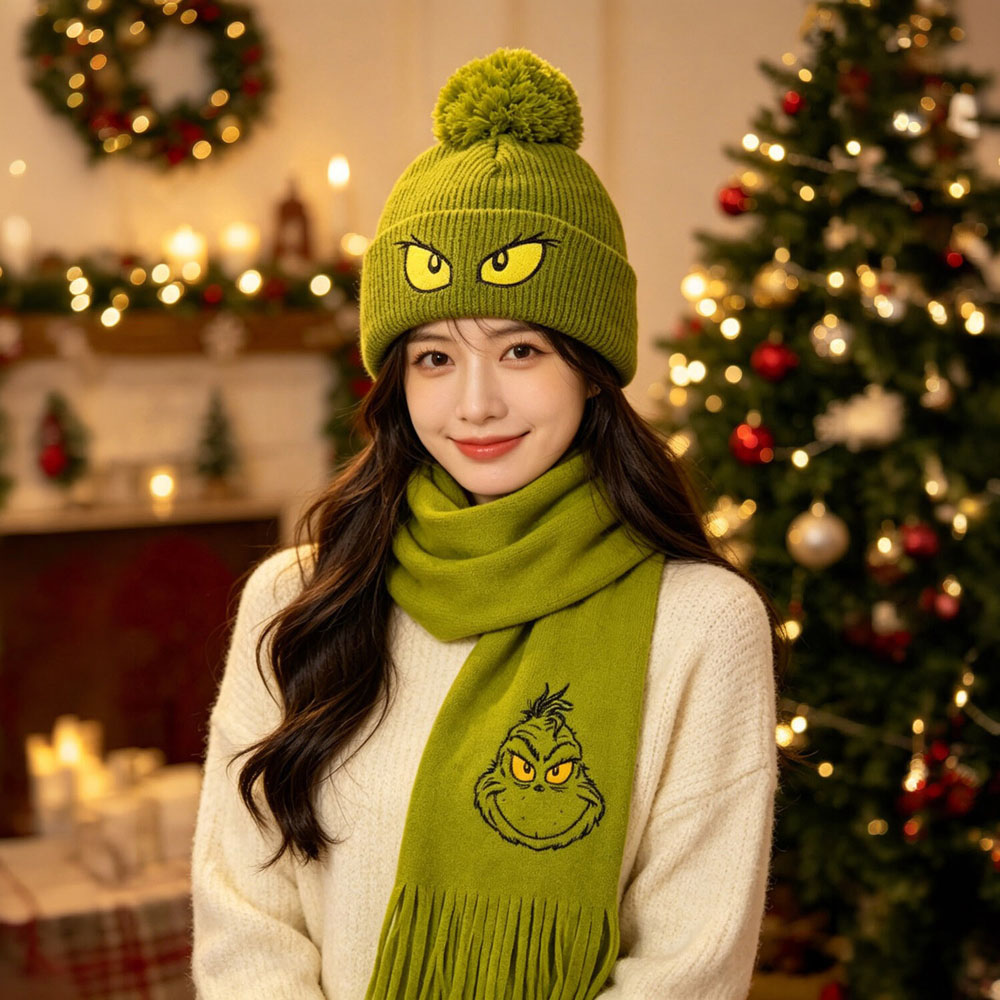 The Grinch Green Hat and Scarf Set Green Image 2