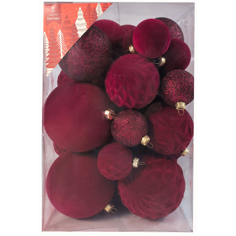 Pack of 36 Timeless Christmas Baubles Image 4