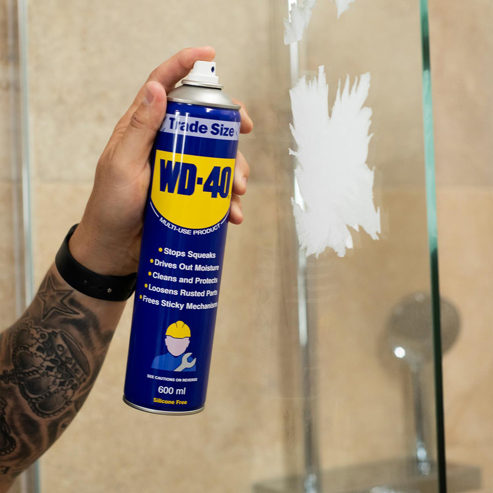 WD-40 Original Multi-Use Lubricant Spray 600ml 2 Pack Image 2